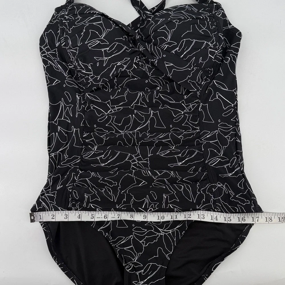 DKNY Women's Size XL Black White Sweetheart Twist Front One Piece Swimsuit New - Picture 11 of 11
